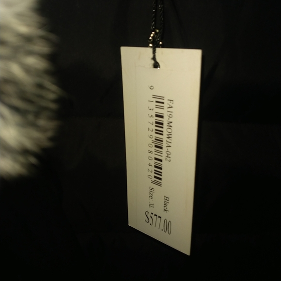 New Danier coat... Military style, XL - Picture 11 of 16